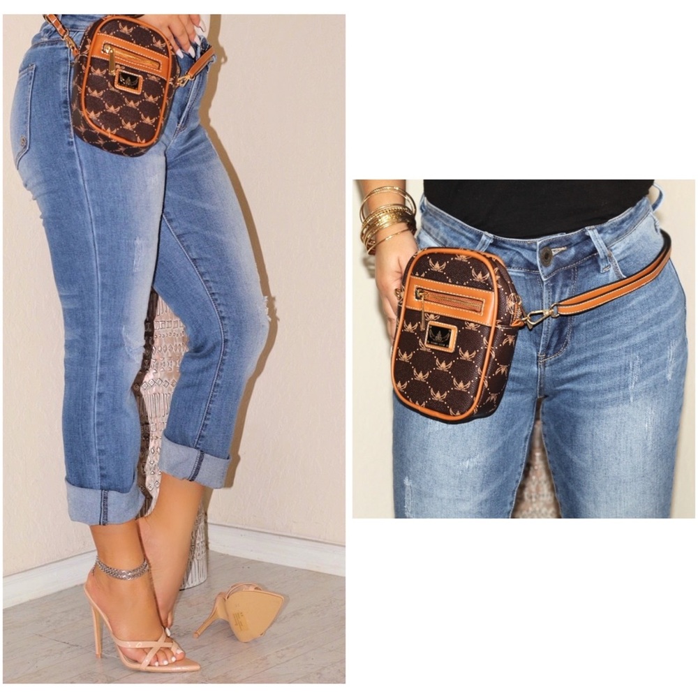 Crossbody/ waist bag/ shoulder bag